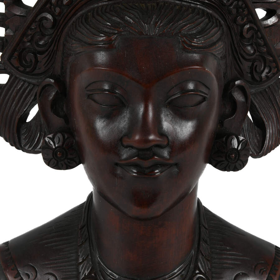 Balinese Klungkung-Style Wooden Carving-3