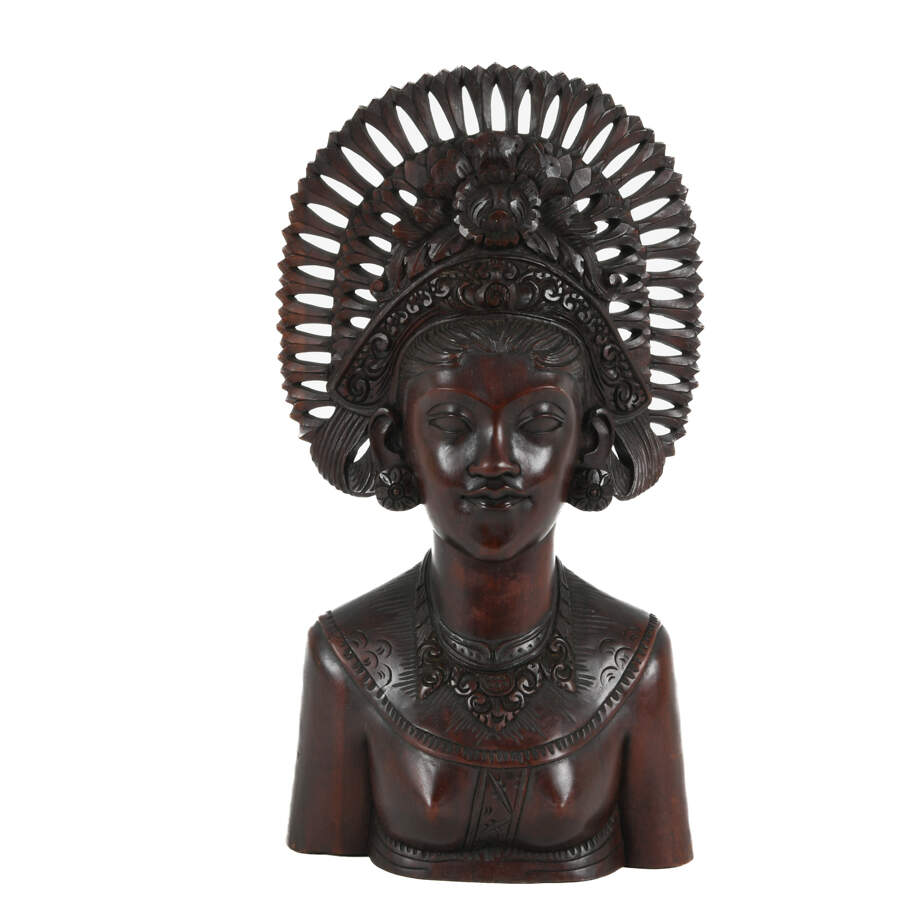 Balinese Klungkung-Style Wooden Carving-1