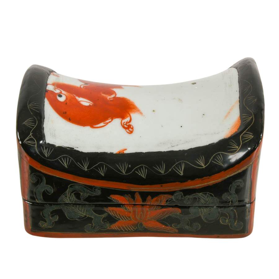 Mid-Century Chinese Black Lacquer Shard Box-4