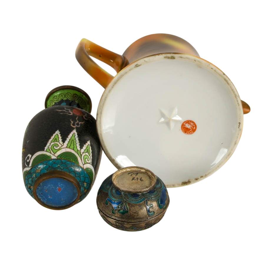 Three-Piece Asian Export Dragon Gift Set-9