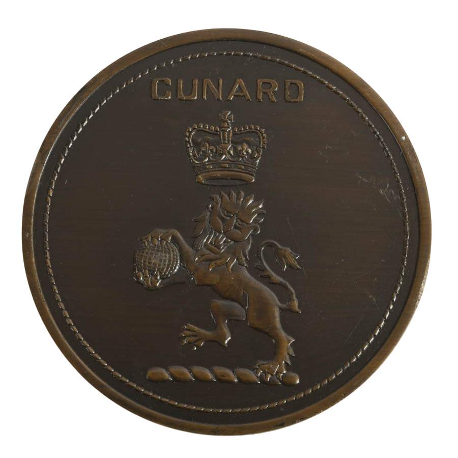 Queen Elizabeth 2 "The Greatest Ship in the World" Bronze Medal-4