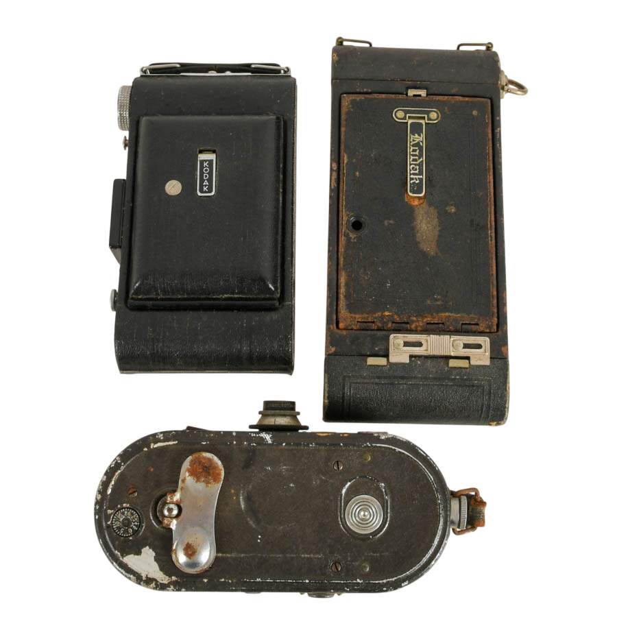 Antique Three-Piece Vintage Lot of Cameras-6