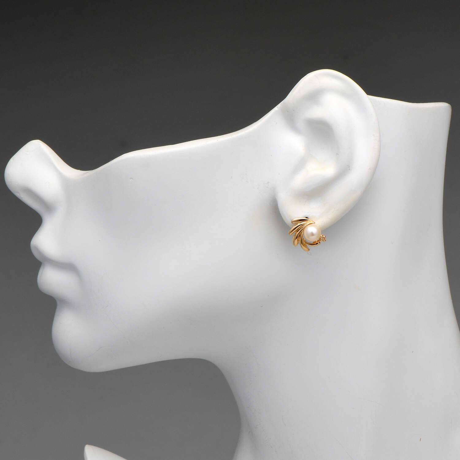 14KY Pearl(5.75 mm)  & Diamond Accent Stud Swirl Earrings-3