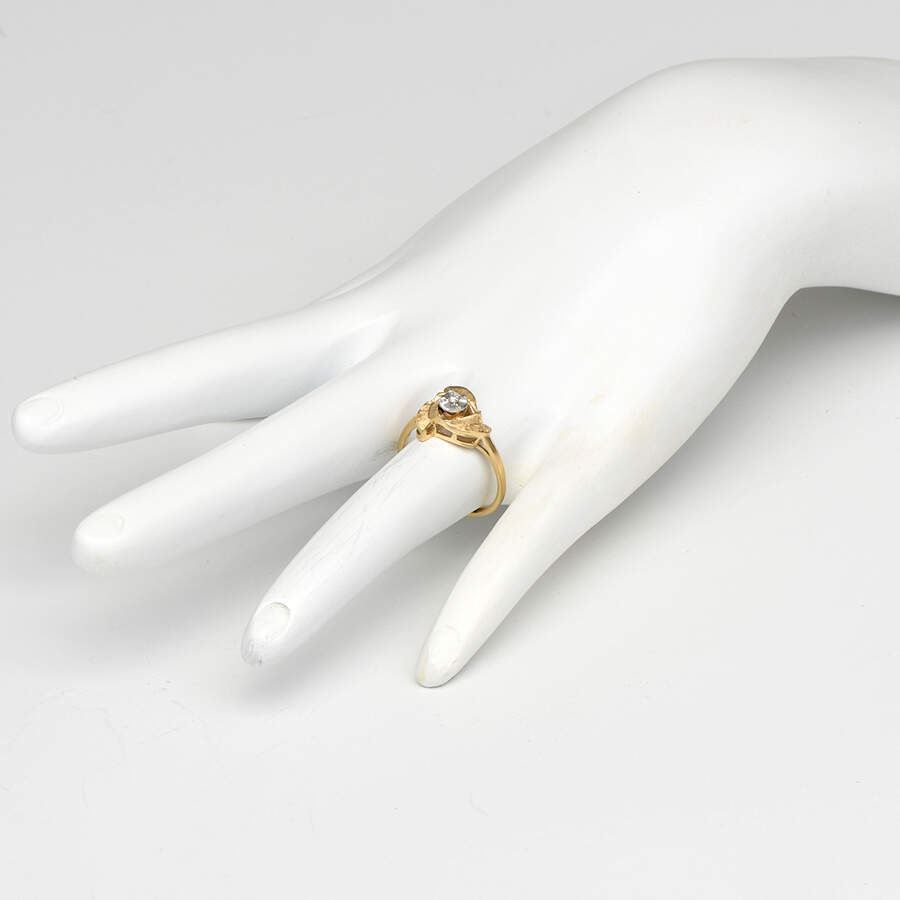 14KYW Vintage Diamond Accent Swirl Ring-5