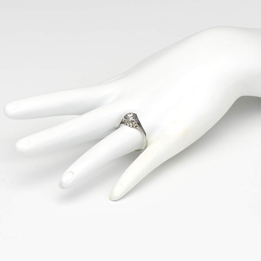 18KW Art Deco Diamond(0.12) Solitaire Ring-5