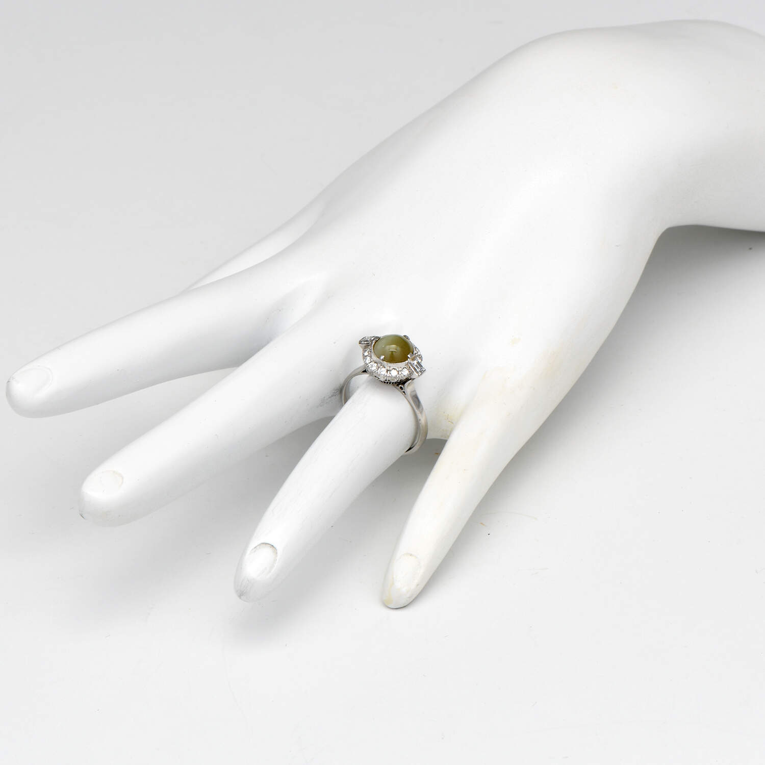 Platinum Vintage Rare Chrysoberyl Cateye(1.55) & Diamond( 0.18) Ring-6