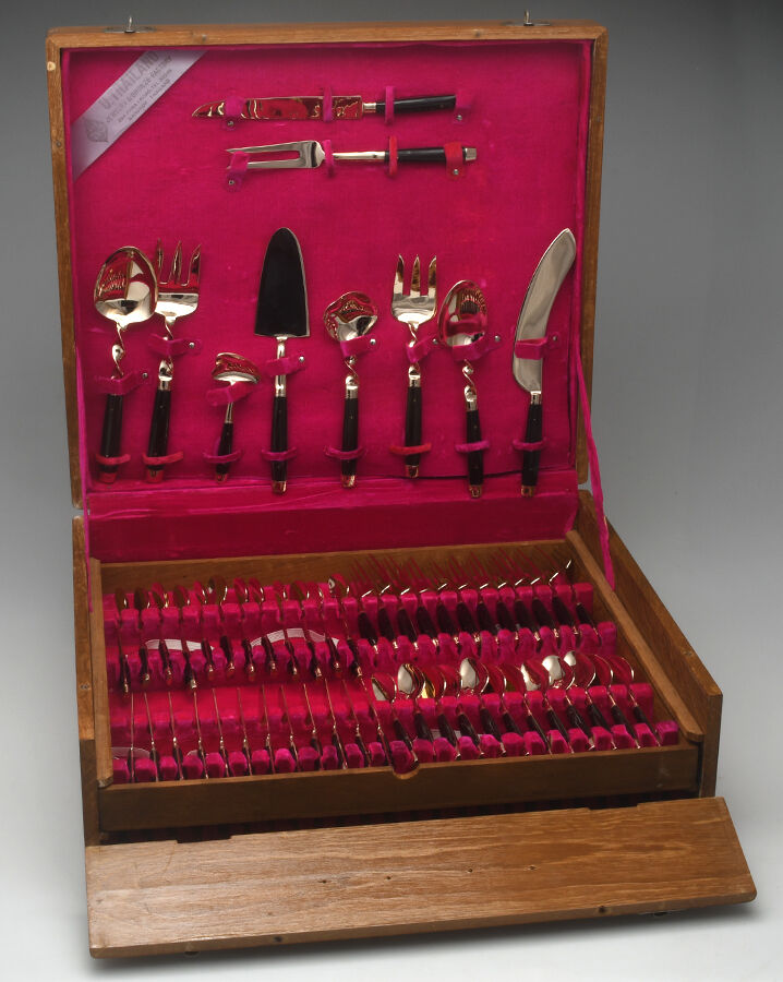 URT2 (Brass) 142 Piece Set w/Flatware Chest by Urai Thailand-3