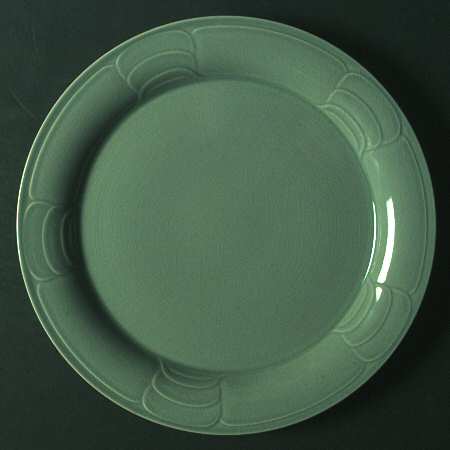 Sculptura Celadon by Arita
