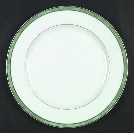 Universe Green by Bernardaud