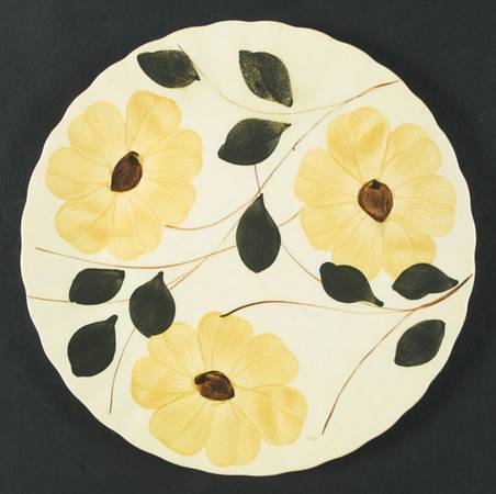 Ridge Daisy by Blue Ridge Southern Pottery