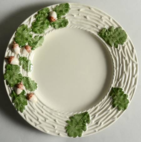 Oak Leaf White and Green by Bordallo Pinheiro