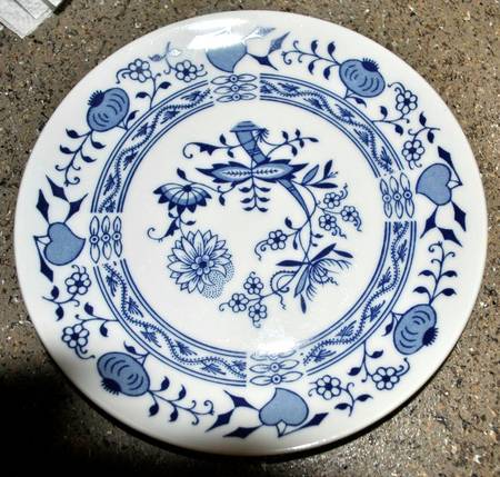 Blue Onion (Smooth) by Bohemia Ceramic Works