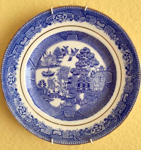 Willow (Gold Trim) by Bell China