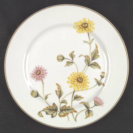Chrysanthemum by Castle Court