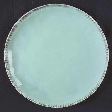 Mano by Crate & Barrel