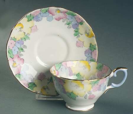 F14910 (Scalloped) by Crown Staffordshire