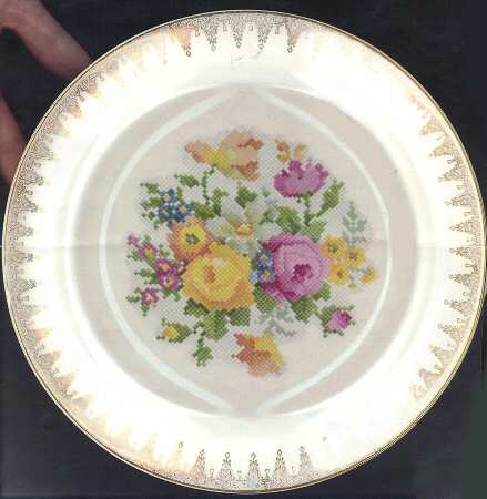 CRP183 by Crown Potteries
