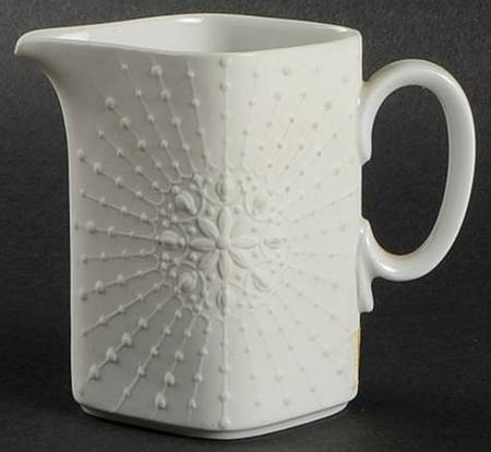 White Dimensions by Franconia-Krautheim & Adelburg