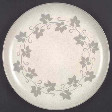 Ivy Wreath Gray by Harker