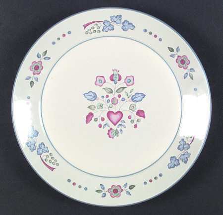 Sugar Plum by International