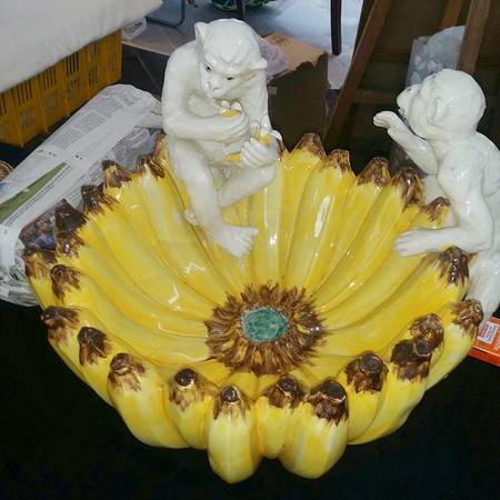 Banana by Intrada
