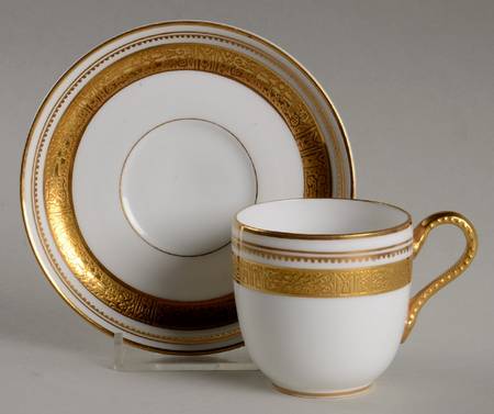 17779 (Encrusted) by George Jones & Sons