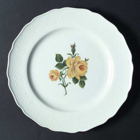 Charlottenburg (Scalloped) by Kaiser