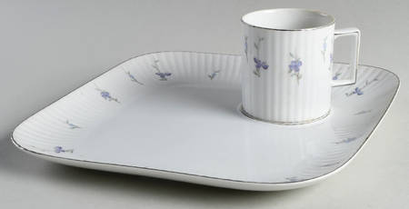 Spring Violet by Laurel (Japan)