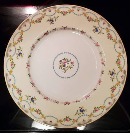 Dartmouth by Minton