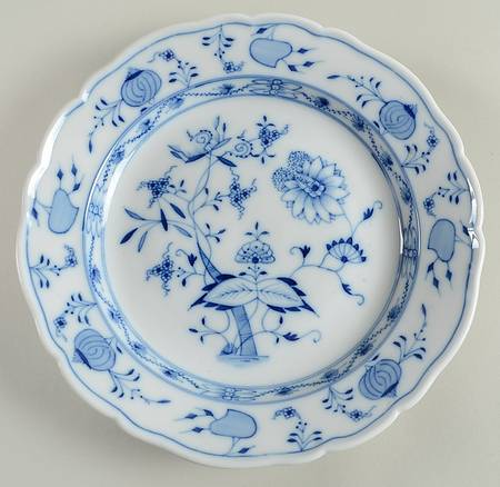 Blue Onion (Oval Backstamp) by Meissen (Germany)