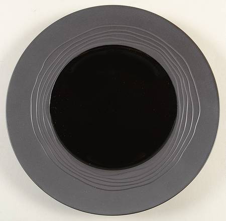 Escale Noir (Black) by Medard de Noblat