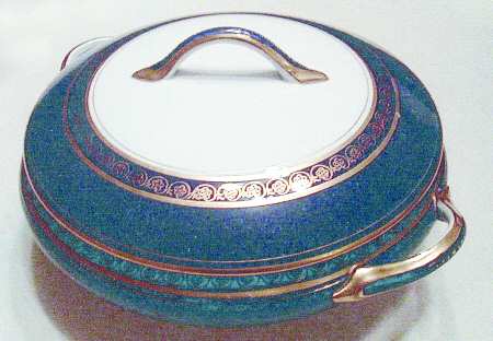 4808  by Norfolk Pottery