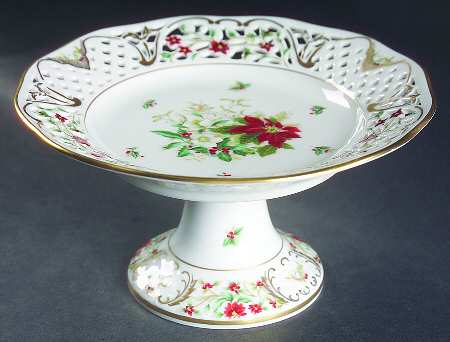 Poinsettia by Oscar De La Renta