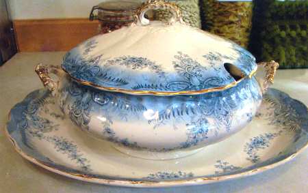 Aquilla Blue (Gold Trim) by Pitcairns