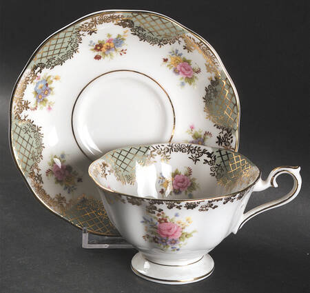 Empress Series by Royal Albert