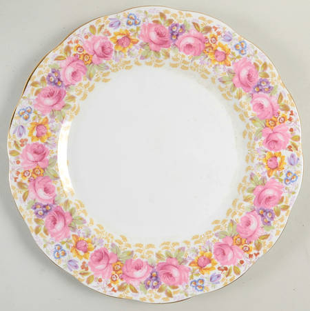 Serena (Thin Gold Trim) by Royal Albert