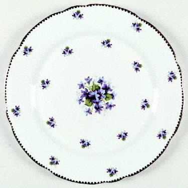Sweet Violets (Not Embossed, Gold Drops Edge) by Royal Stafford