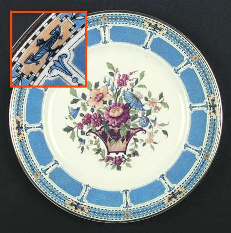 D7912 by Royal Worcester