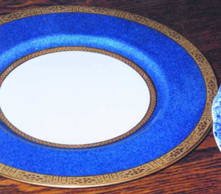 1086 by Royal Worcester