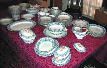 W3823 by Royal Worcester