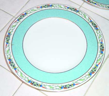 C1303 by Royal Worcester