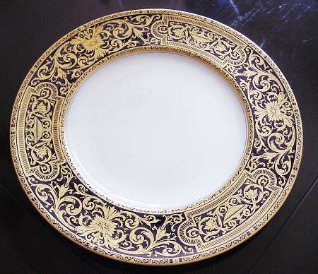 C2295 (Blue) by Royal Worcester