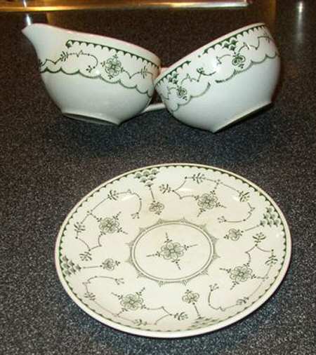 Delft Modern Green by Royal (USA)