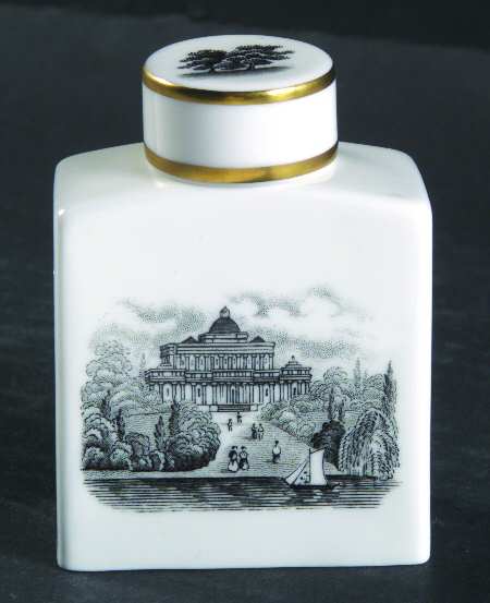 3847 by Royal Worcester