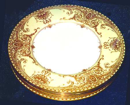 C2645 by Royal Worcester