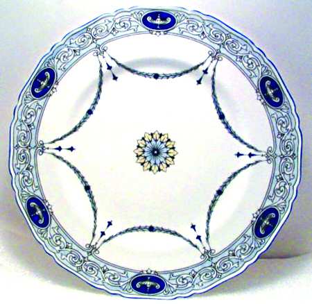 2282 by Royal Worcester