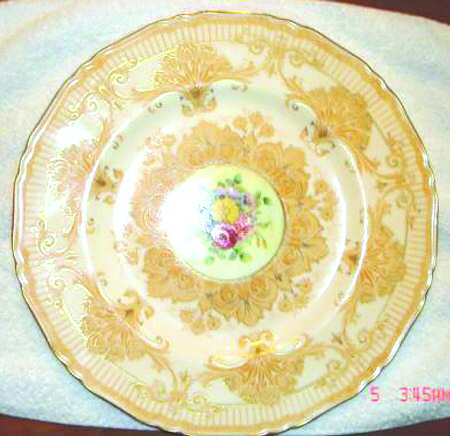 Y1112 by Royal Worcester