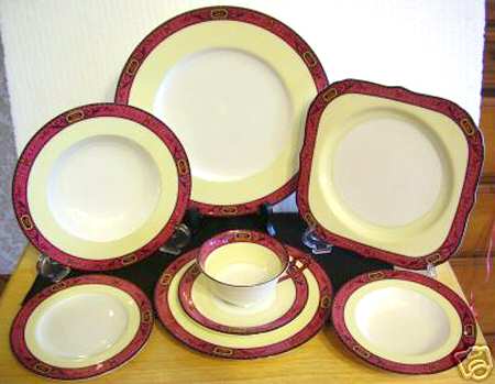 3175 by Royal Worcester