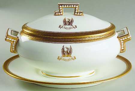 L6987 by Royal Cauldon
