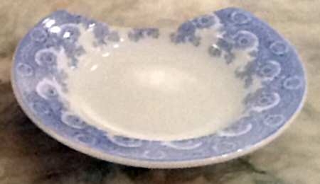 RW352 by Royal Worcester
